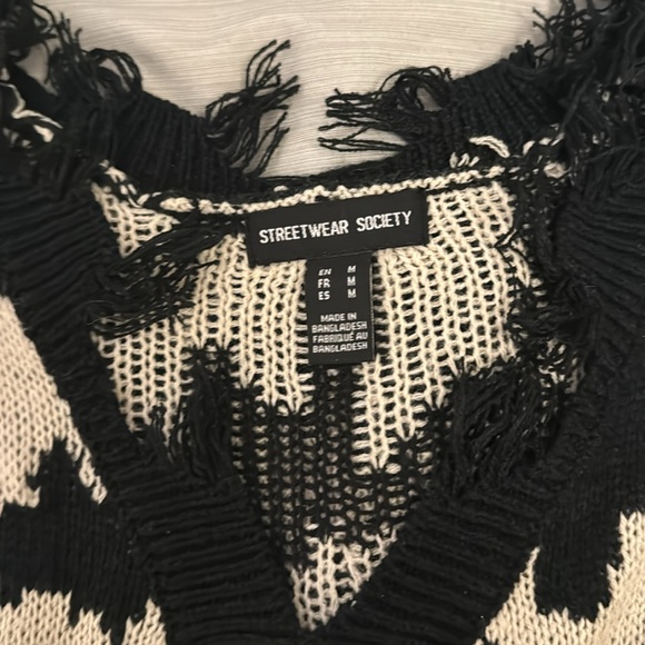 Cropped sweater - Picture 3 of 3